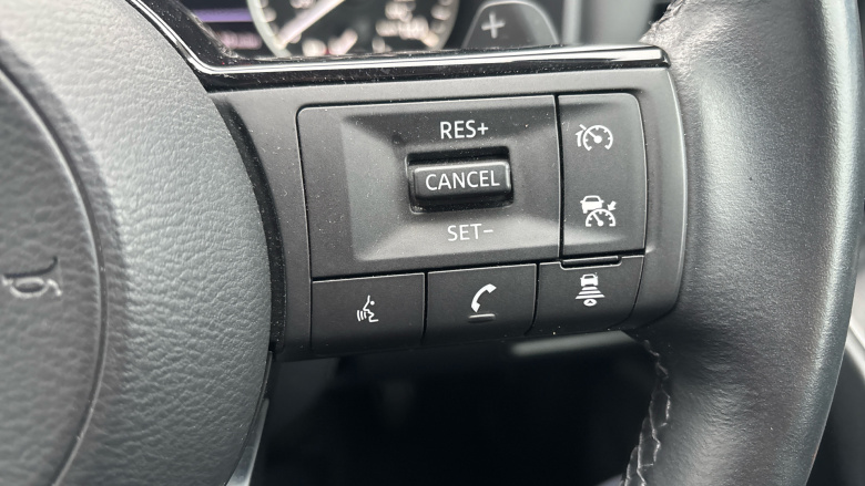 Nissan Qashqai 1.3 DiG-T MH 158 Acenta Premium 5dr Xtronic Petrol Hatchback